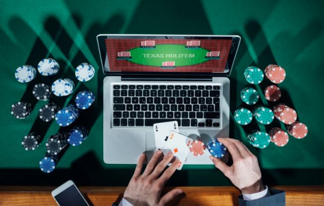 How to Enjoy Online Poker with a Competitive Edge